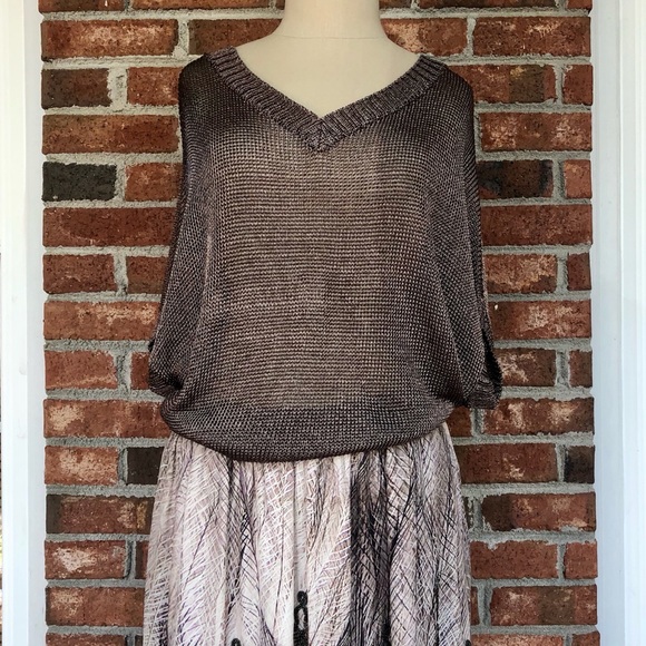 Vince Bronze Metallic Double V-Neck Sweater - Picture 4 of 10